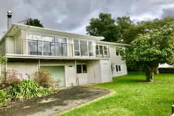 55 Grassmere Road, Henderson Valley