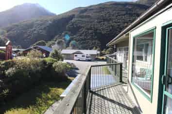 84 West Coast Road, Arthur's Pass