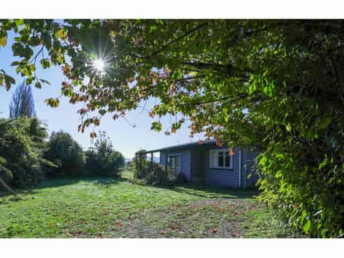 5209 Galatea Road, Galatea