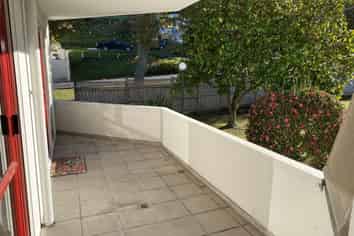 1/2 Vale Road , Riverside