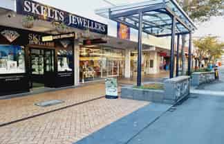 Whitcoulls Building - 50-54 Esk Street 