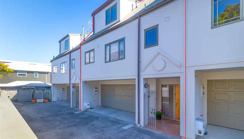 61C Anglesea Street, 