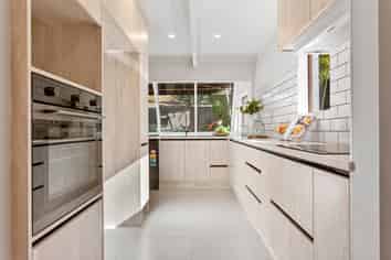 2/13 Wilbur Place, Sunnyhills