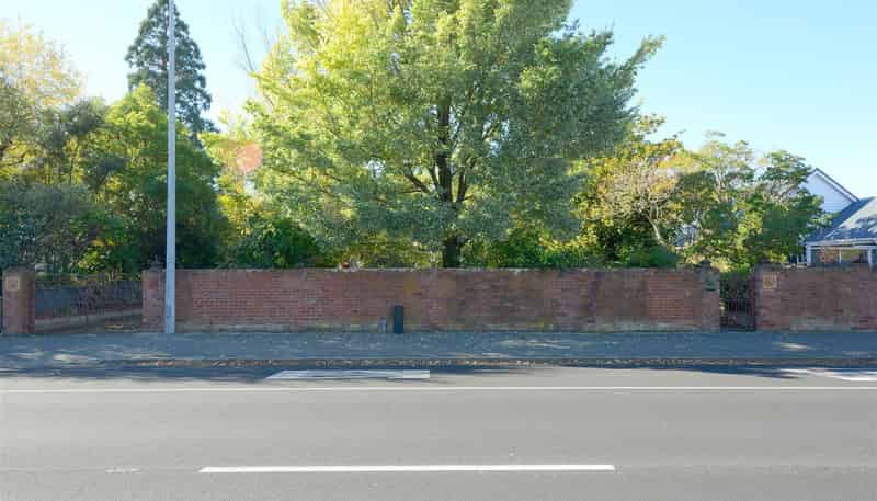 42 Colombo Street, Cashmere