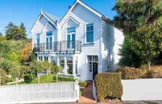 30 Erin Street, Roslyn