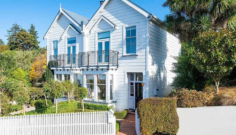 30 Erin Street, Roslyn