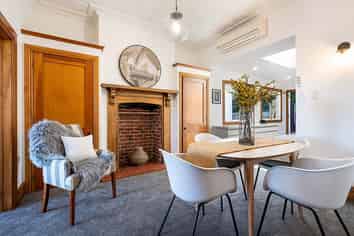 30 Erin Street, Roslyn