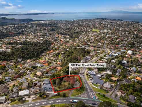 929 East Coast Road, Torbay