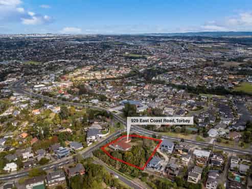 929 East Coast Road, Torbay