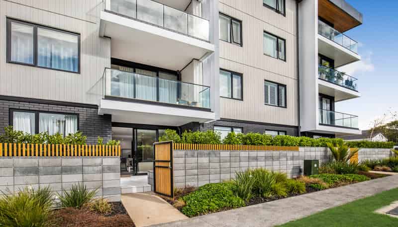 G02/8A Lake Pupuke Drive, Takapuna