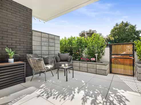 G02/8A Lake Pupuke Drive, Takapuna