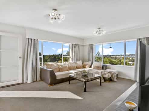 1 Shona Place, Henderson