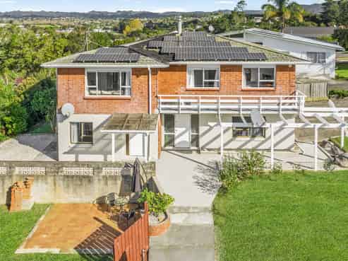 1 Shona Place, Henderson