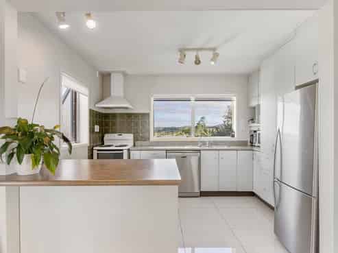 1 Shona Place, Henderson