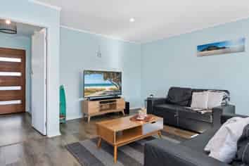 2/4 Mardi Place, Mount Maunganui