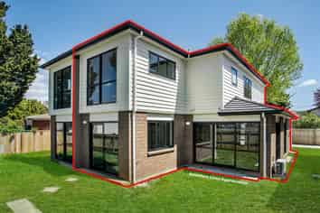 8C Mahon Place, Papatoetoe