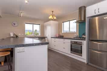 138 Snodgrass Road, Westport