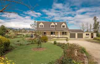 138 Snodgrass Road, Westport