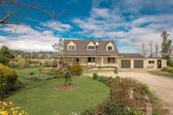 138 Snodgrass Road, Westport