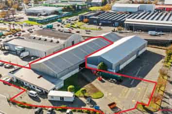 1850 sqm Warehouse/ Showroom/ Office, Blenheim Rd
