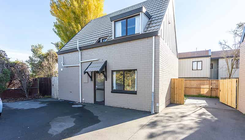 5/35 Brockworth Place, Riccarton