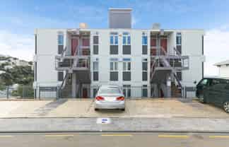 3C 20 Maarama Crescent, Aro Valley