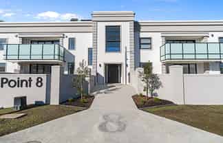 9/8 Rugby Road, Birkenhead