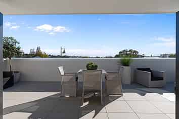 9/8 Rugby Road, Birkenhead