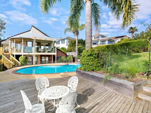10 De Luen Avenue, Tindalls Beach