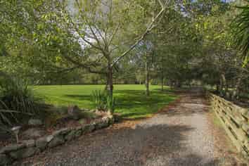 44 Mick Dillon Road, Makarau