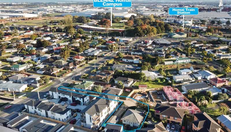 155 Russell Road, Manurewa