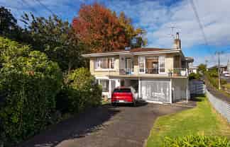 130 Taylors Road, Mount Albert