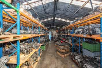 STANDALONE WAREHOUSE + YARD