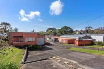 STANDALONE WAREHOUSE + YARD