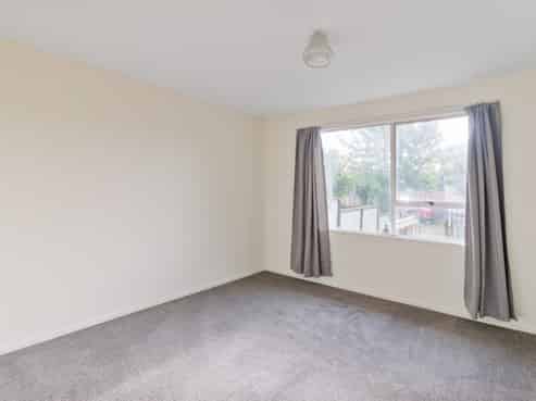 2/107 Bayswater Crescent, Bromley