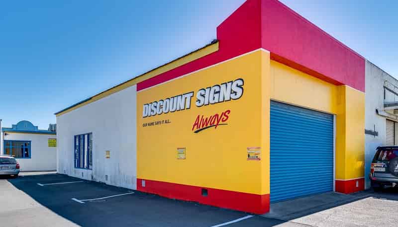 2/335 Heretaunga Street West, Hastings