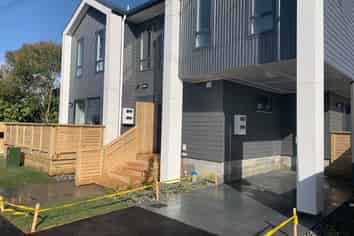 1/85 Cameron Rd (Room A), Hamilton East