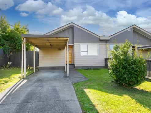 1/3 Dorendia Place, Clendon Park