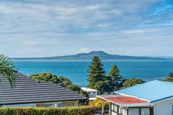 37 Bayview Road, Browns Bay