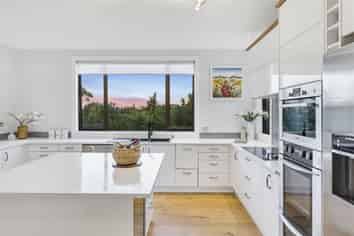 20 Centennial Place, Campbells Bay