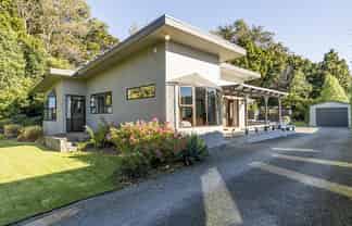 76 Ariki Avenue, Otatara