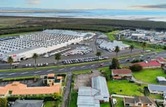 Main Road retail lease opportunity