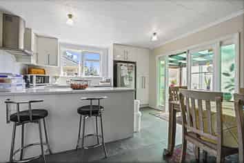 50 & 50A Norrie Street, Bader