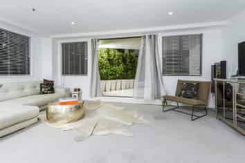 GA/173 Hurstmere Road, Takapuna