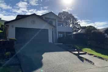 24 Sturm Avenue, Massey