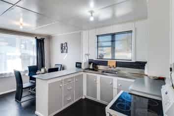 1/65 Seddon Crescent, Marewa