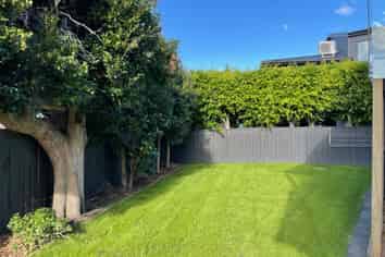 17 Eastcliffe Road, Milford