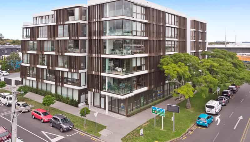 2R/10 St Marks Road, Remuera