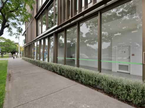 FREEHOLD CORNER SITE - OCCUPY OR INVEST