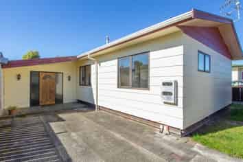 21A Blomfield Street, Pukehangi